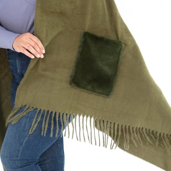 Olive Kimono / Shawl with Pockets MSRP $48 - Picture 2 of 7